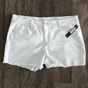 White Jean Shorts- mid-rise, relaxed fit, stretch